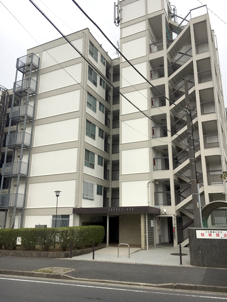 小金原第5コーポラスの外観