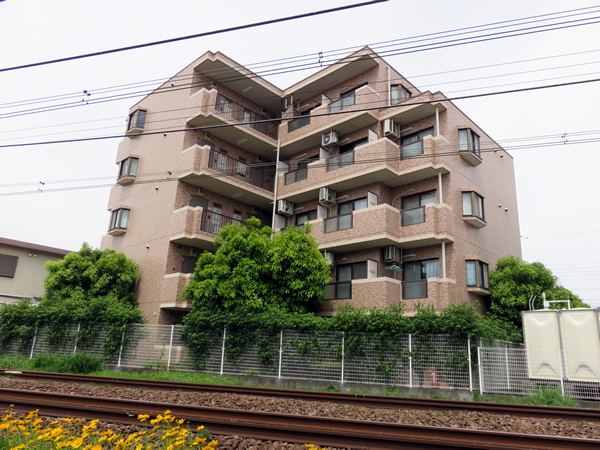 日神パレステージ小田急相模原の外観