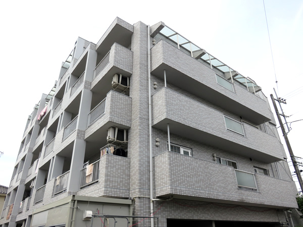 スガハイム7東林間の外観