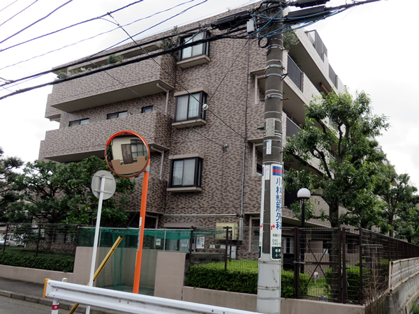 小田急相模原北パークホームズ2番館の外観