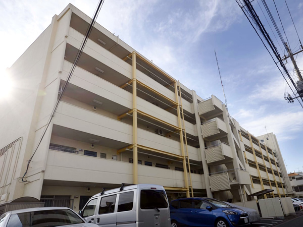 7丁目国領住宅の外観