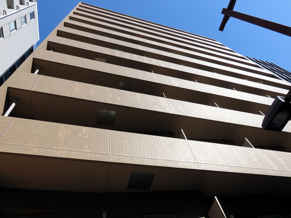 スカイコート九段下の外観