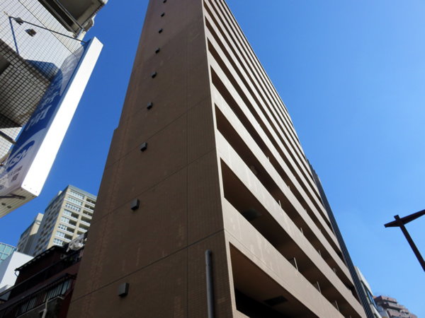 スカイコート九段下の外観