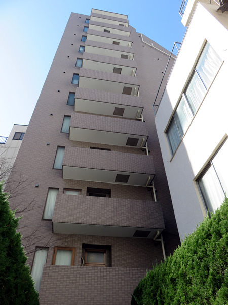 パレドール九段下の外観