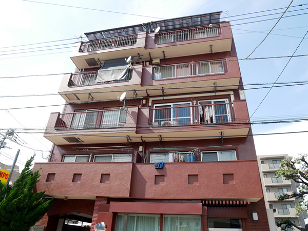 マンション高田の外観