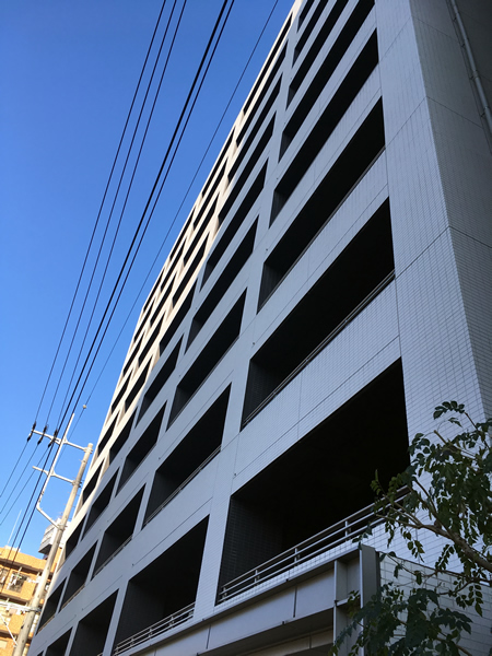 リストレジデンス横浜伊勢佐木の外観