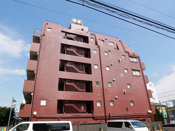 マンション高田の外観