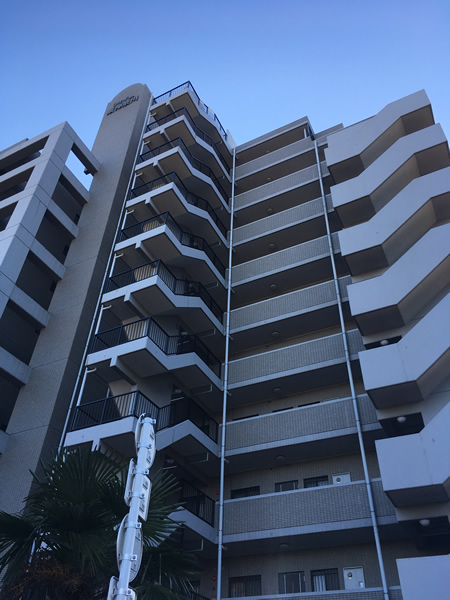 フェイム東神奈川の外観