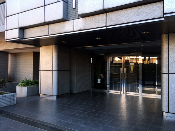 フェイム東神奈川の外観