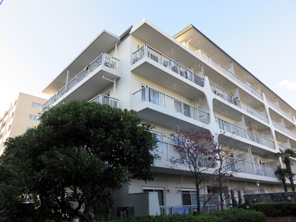 メゾン喜多見の外観