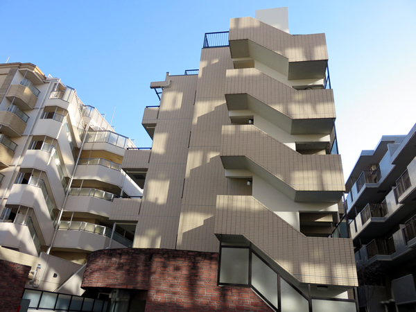 喜多見クレストヒルズの外観