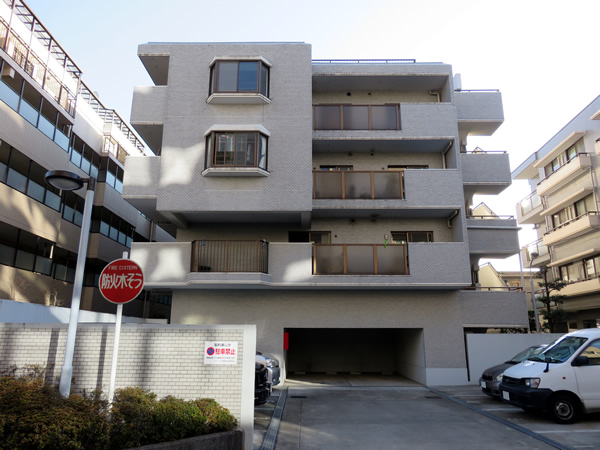 グローリア初穂喜多見の外観