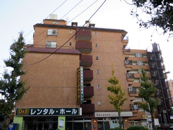 喜多見ハイツの外観