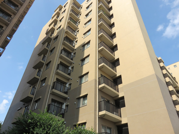 エステスクエアさがみ野ウエストガーデンの外観