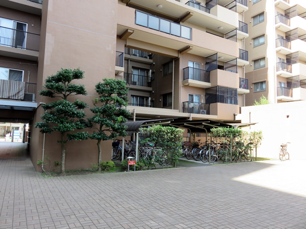 エステスクエアさがみ野センターガーデンの外観