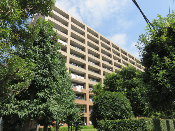 エステスクエアさがみ野イーストガーデンの外観