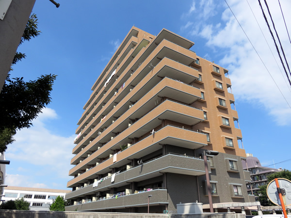 ヴァンテーヌひばりが丘の外観