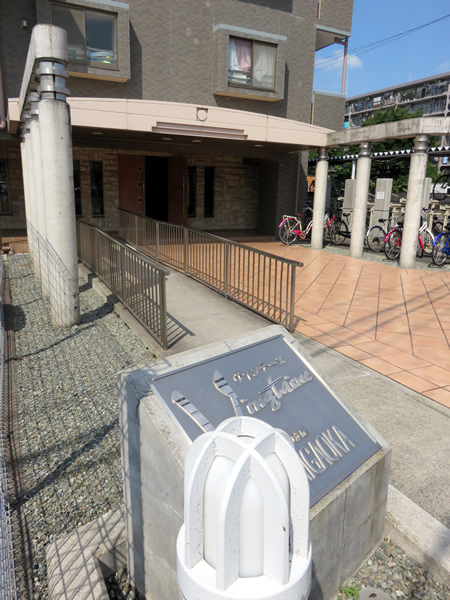 ヴァンテーヌひばりが丘の外観