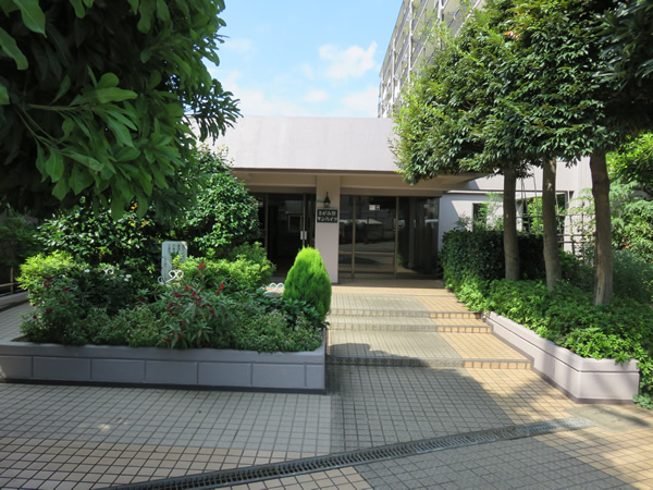 さがみ野サンハイツB棟の外観