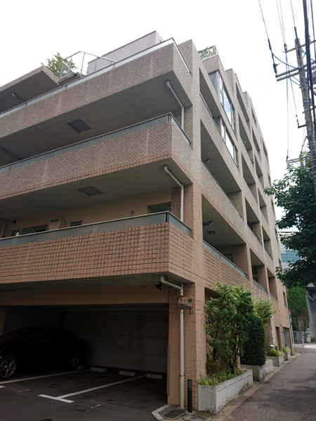 エルドマーニ20の外観