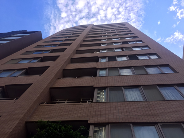 クリオレミントンハウス山下公園の外観