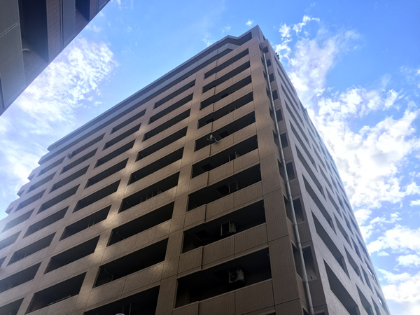 ライオンズステージ山下公園の外観