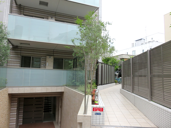 オープンレジデンシア南青山の外観