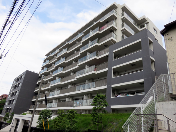 ブリリア藤が丘の外観