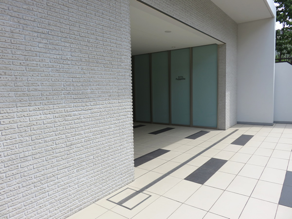 ブリリア藤が丘の外観