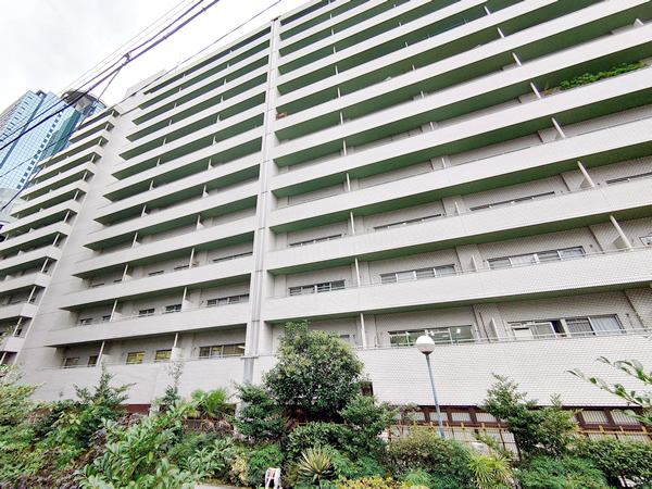 アルテール新宿の外観