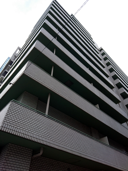 アルテール新宿の外観