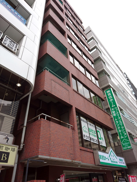 アクセス西新宿の外観