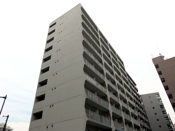 茅場町スカイハイツの外観