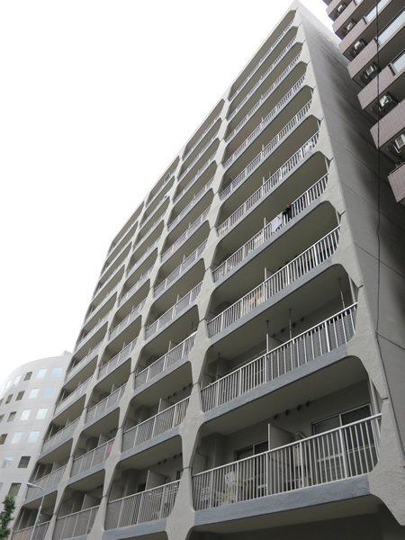 茅場町スカイハイツの外観