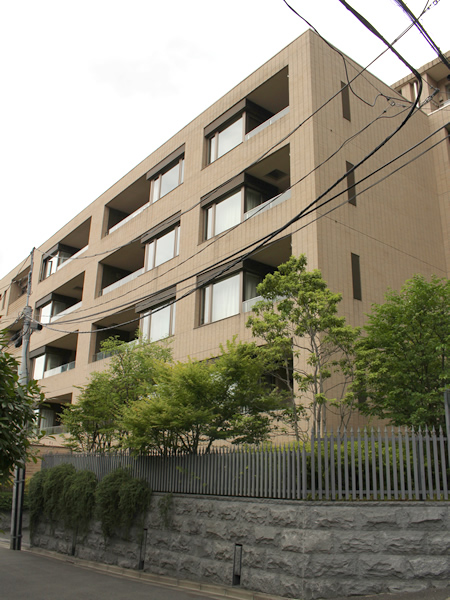 ウェリス麻布狸穴の外観