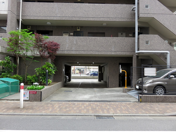 ドラゴンマンション相模原1番館の外観