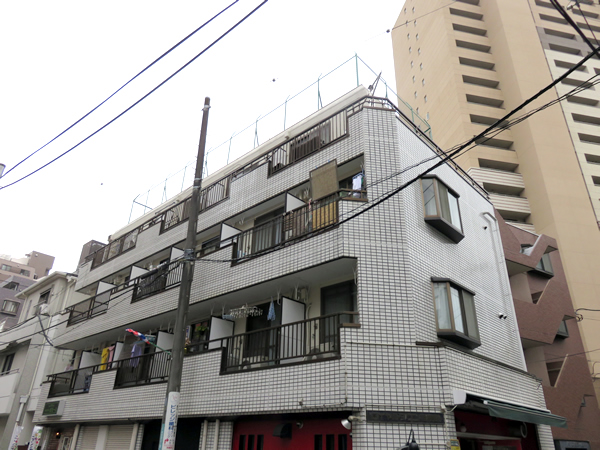 大友ロイヤルタウンの外観