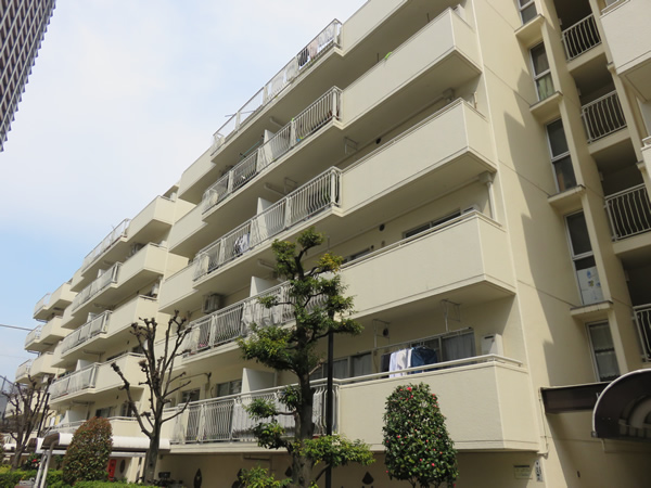 ハイホーム御殿山の外観