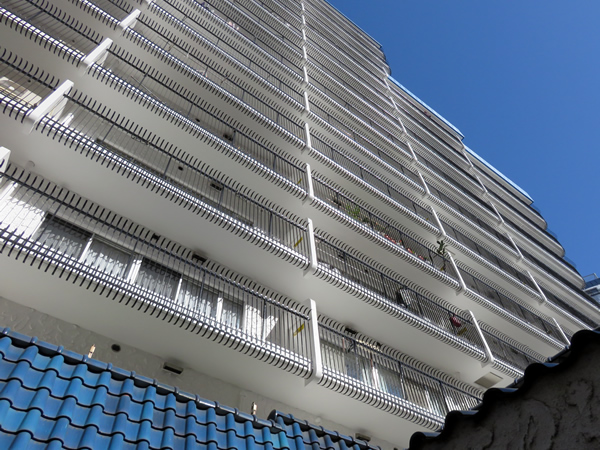 秀和第1八王子レジデンスの外観