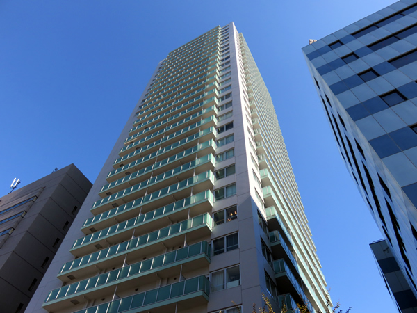 品川タワーフェイスの外観