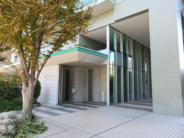 品川タワーフェイスの外観