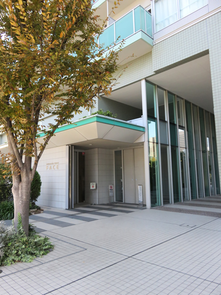 品川タワーフェイスの外観