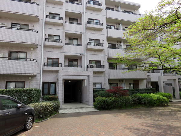 ロビーシティ相模大野５番街１５号棟の外観