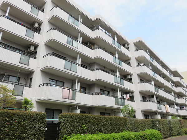 ロビーシティ相模大野５番街１４号棟の外観