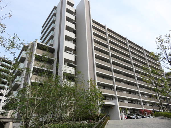 プラウド町田の外観