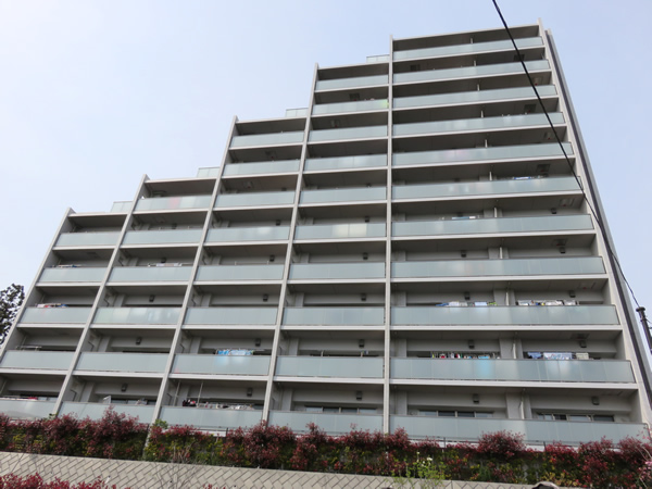 プラウド町田の外観