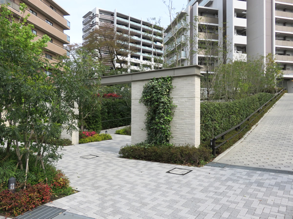 プラウド町田の外観