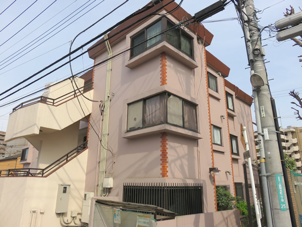 コーポウィンドミルの外観