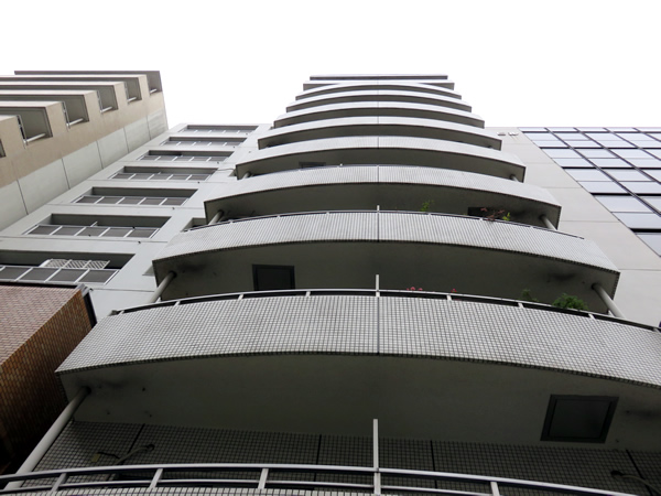 モンテベルデ芝大門の外観