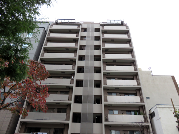 フリーディオ芝公園の外観